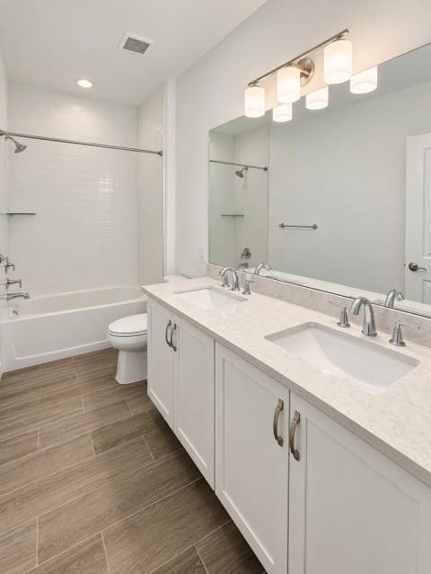 558 Sanderling Circle, Deerfield Beach FL - photo 6 of 13