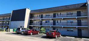 2 bedroom Condominium at 8020 N Colony Circle #110, Versailles Gardens Condo, Tamarac — photo 2