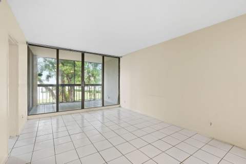 8425 Forest Hills Drive #205, Coral Springs FL - photo 20 of 35