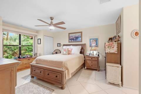 497 Iron Forge Court, Royal Palm Beach FL - photo 20 of 32