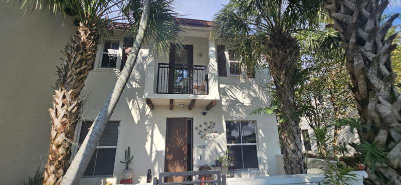 4 bedroom Townhouse at 4726 Monarch Way, Paloma Lakes Plat, Coconut Creek — photo 2
