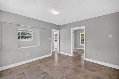 2731 NW 6th Court, Fort Lauderdale FL - photo 10 of 35