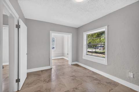 2731 NW 6th Court, Fort Lauderdale FL - photo 21 of 35
