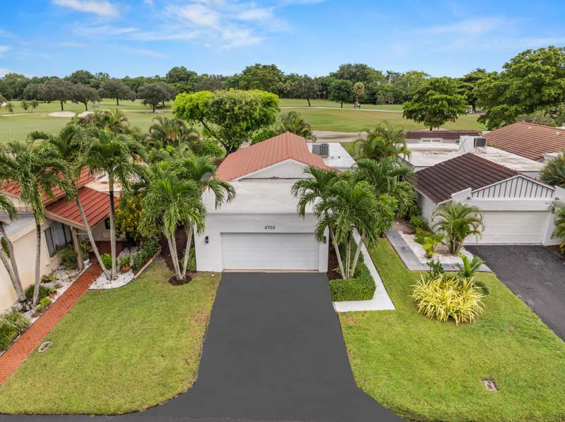 2 bedroom Single Family Residence at 5703 Ainsley Court, Villas Of Monterey At Indian Spring, Boynton Beach — photo 2
