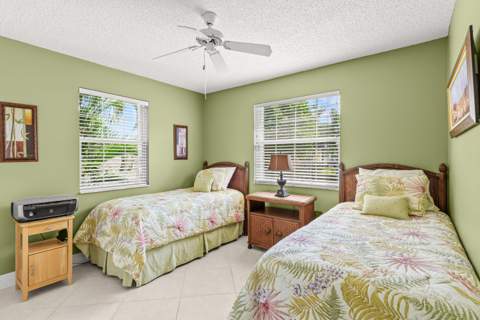 501 Waterside Drive, Hypoluxo FL - photo 11 of 21