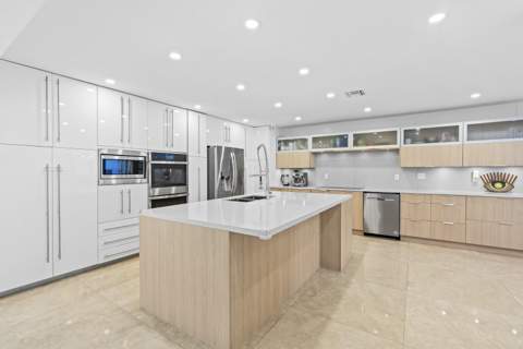 3870 N 31st Terrace, Hollywood FL - photo 11 of 46