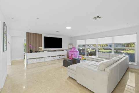 3870 N 31st Terrace, Hollywood FL - photo 12 of 46