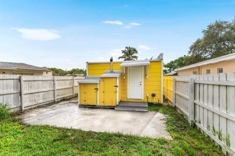 413 N E Street, Lake Worth Beach FL - photo 16 of 22