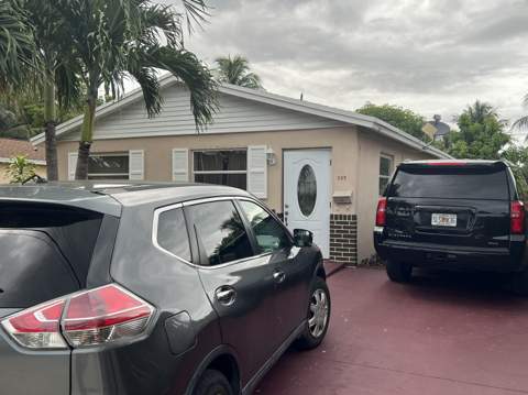 509 SW 10th Street, Delray Beach FL - photo 6 of 10