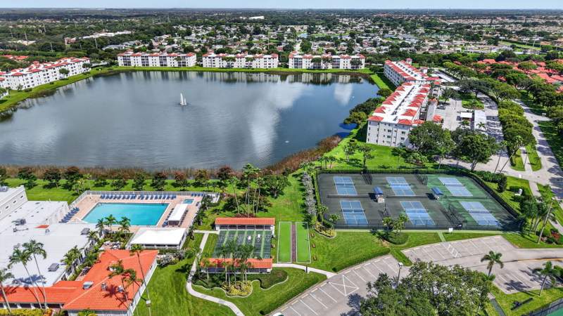 2 bedroom Condominium at 6269 Pointe Regal Circle #307, Huntington Pointe, Delray Beach — photo 2