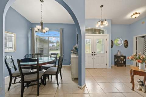 117 Hemingway Court, Royal Palm Beach FL - photo 10 of 43