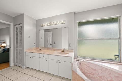 117 Hemingway Court, Royal Palm Beach FL - photo 19 of 43