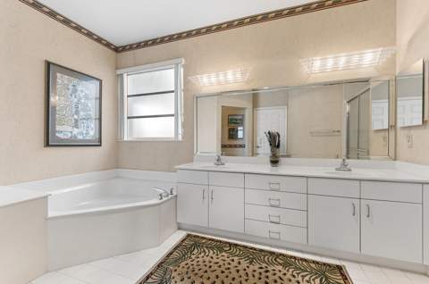 12715 Coral Lakes Drive, Boynton Beach FL - photo 13 of 24