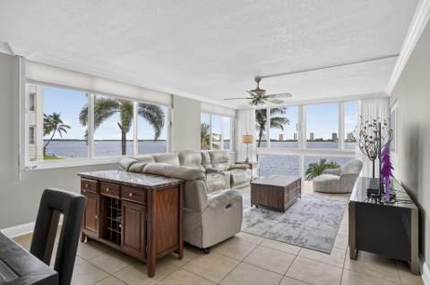 301 Lake Shore Drive #201, Lake Park FL - photo 6 of 51