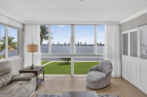 301 Lake Shore Drive #201, Lake Park FL - photo 10 of 51