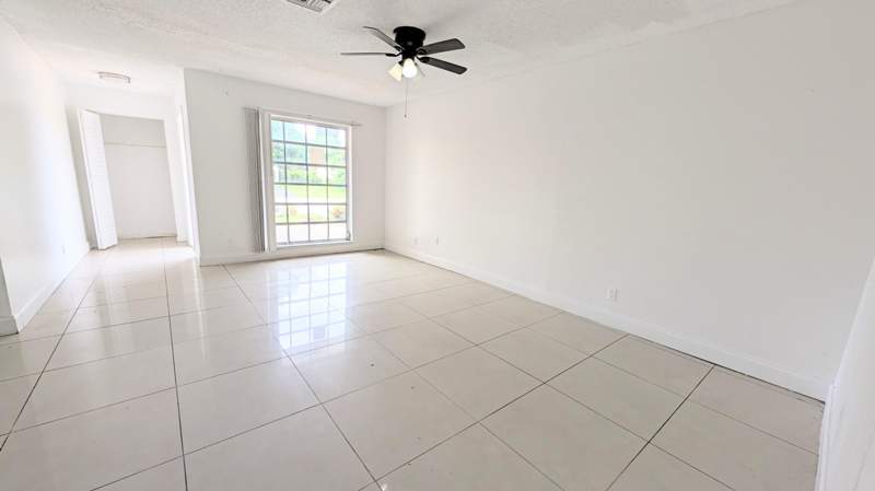 3 bedroom Townhouse at 11001 NW 44th Street #East, Glenwood Subdivision, Coral Springs — photo 4