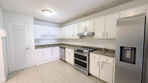 11001 NW 44th Street #East, Coral Springs FL - photo 7 of 17