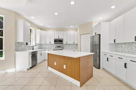 2956 Shaughnessy Drive, Wellington FL - photo 7 of 40