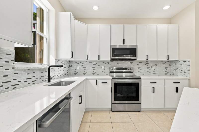 4 bedroom Single Family Residence at 2956 Shaughnessy Drive, Olympia, Wellington — photo 5