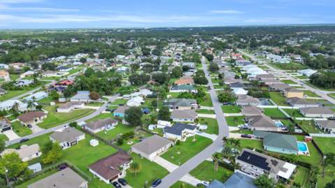 1950 SW Diamond Street, Port St. Lucie FL - photo 23 of 33