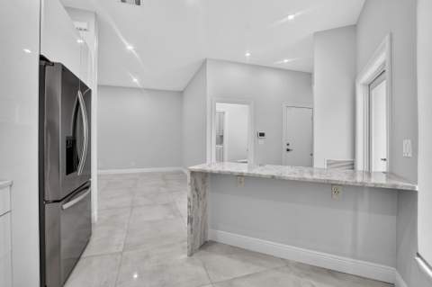 8381 Via Leonessa, Boca Raton FL - photo 10 of 82