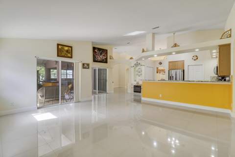 2085 SW Aladdin Street, Port St. Lucie FL - photo 8 of 23