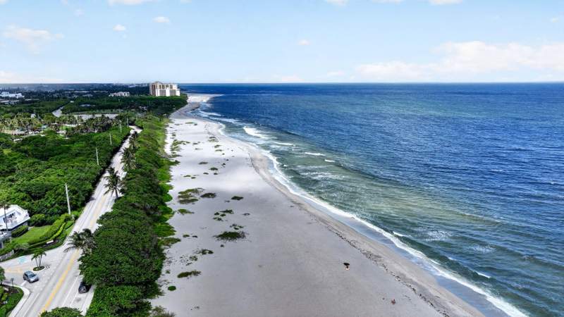 3 bedroom Single Family Residence at 105 Sandpiper Circle, Ocean Walk Place, Jupiter — photo 2