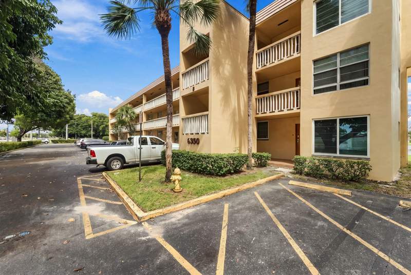 2 bedroom Condominium at 6350 NW 62nd Street #212, Bermuda Club Three Condo, Tamarac — photo 3