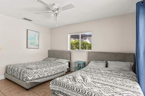 1121 N 66th Terrace, Hollywood FL - photo 17 of 28