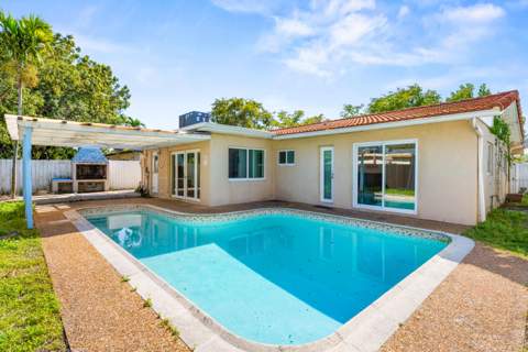 1121 N 66th Terrace, Hollywood FL - photo 23 of 28