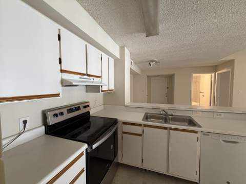 520 S Park Road #22-12, Hollywood FL - photo 10 of 27