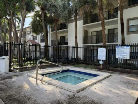 520 S Park Road #22-12, Hollywood FL - photo 24 of 27