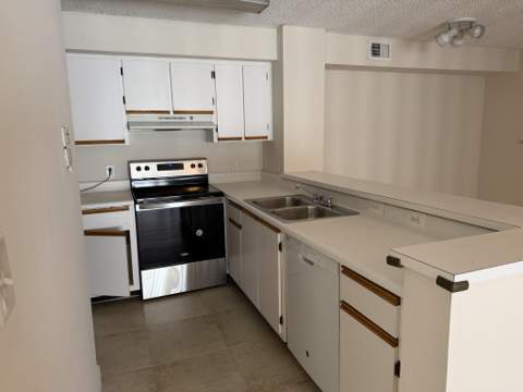 520 S Park Road #22-12, Hollywood FL - photo 11 of 27