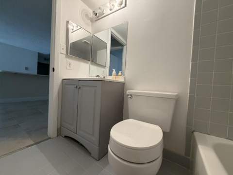 520 S Park Road #22-12, Hollywood FL - photo 7 of 27