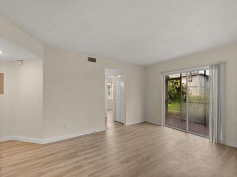 1505 SE Royal Green Circle #103, Port St. Lucie FL - photo 7 of 37