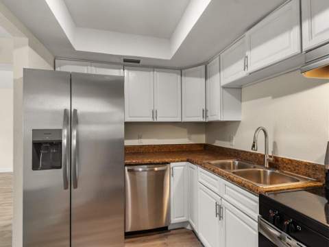 1505 SE Royal Green Circle #103, Port St. Lucie FL - photo 13 of 37