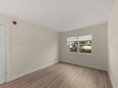 1505 SE Royal Green Circle #103, Port St. Lucie FL - photo 16 of 37