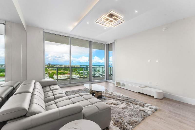 2 bedroom Condominium at 220 Lake Shore Drive #917, Nautilus 220 Condo, Lake Park — photo 2