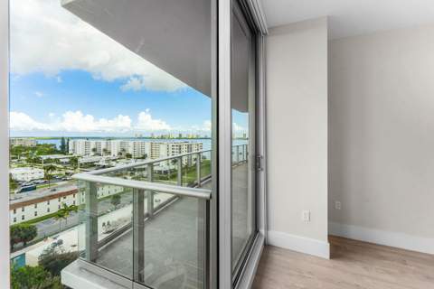 220 Lake Shore Drive #917, Lake Park FL - photo 18 of 66