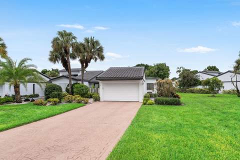61 Hampshire Lane, Boynton Beach FL - photo 20 of 82