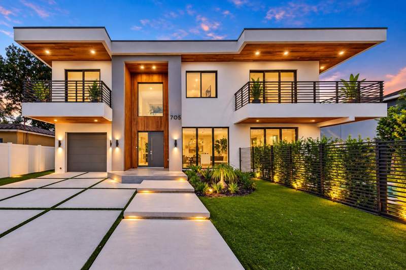3 bedroom Single Family Residence at 705 SW 8th Terrace, Tarpon River, Fort Lauderdale — photo 2