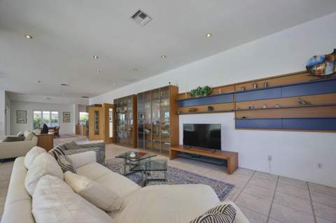 9409 Bunting Lane, Fort Pierce FL - photo 8 of 48