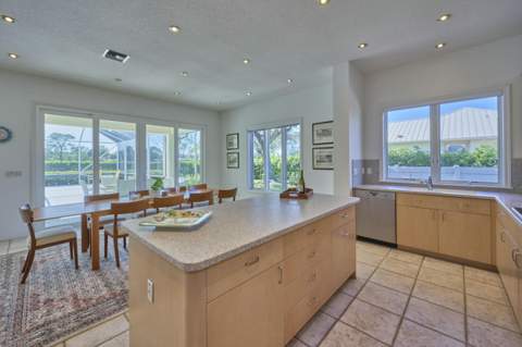 9409 Bunting Lane, Fort Pierce FL - photo 9 of 48