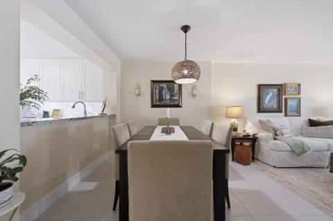 7232 Fairfax Drive #205, Tamarac FL - photo 11 of 43