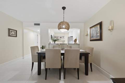 7232 Fairfax Drive #205, Tamarac FL - photo 12 of 43