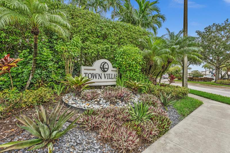 2 bedroom Villa at 18880 Jolson Avenue #8, Weitzer Sub 3, Boca Raton — photo 2