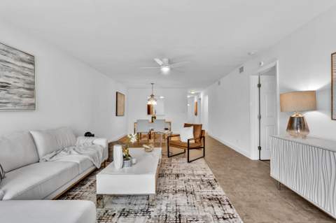 18880 Jolson Avenue #8, Boca Raton FL - photo 13 of 38