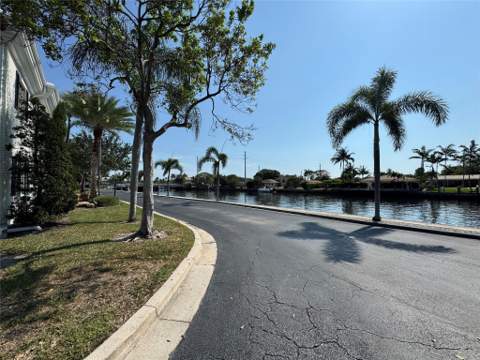 160 Cypress Club Drive #607, Pompano Beach FL - photo 20 of 31