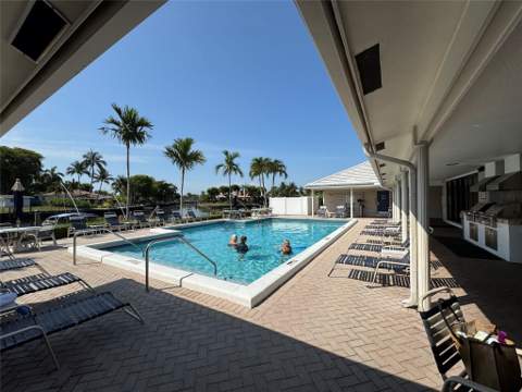 160 Cypress Club Drive #607, Pompano Beach FL - photo 24 of 31