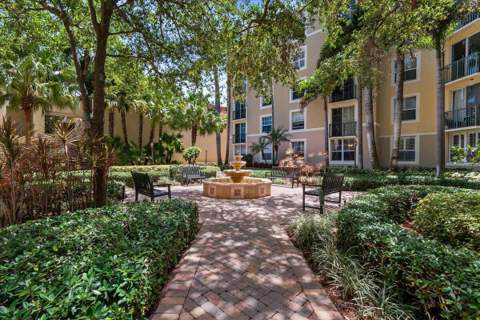 720 S Sapodilla Avenue #204, West Palm Beach FL - photo 21 of 33